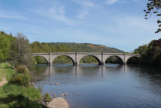 Dunkeld Bridge